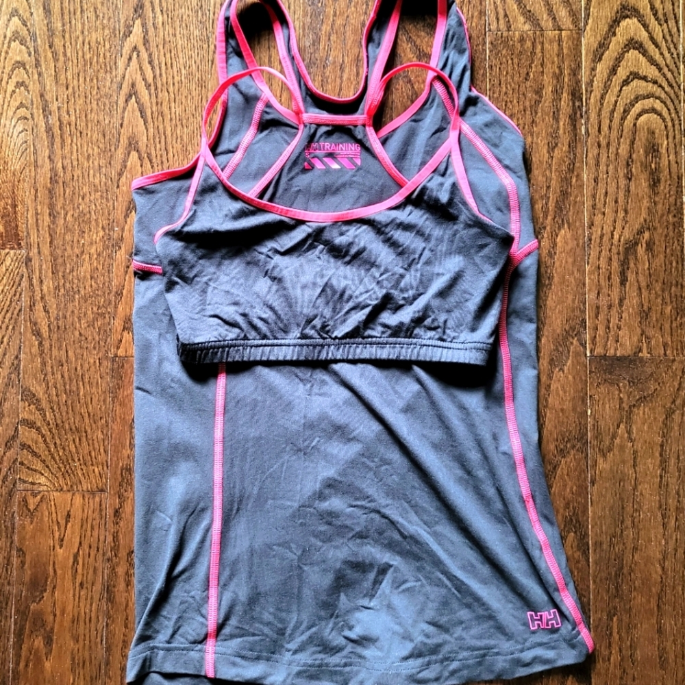 HH Training exercise Top with attached inner bra, Size Small